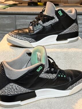 Air Jordan 3 Retro Green Glow CT8532-031